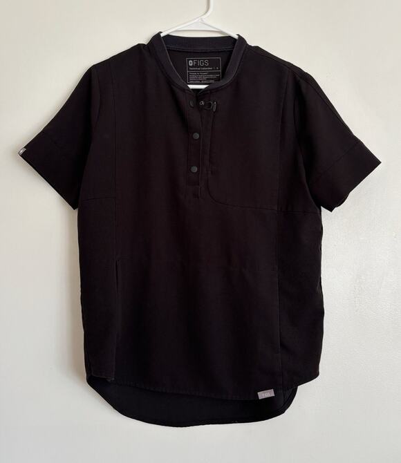Figs Tops - Black Figs Gidya Relaxed Henley Scrub Top S